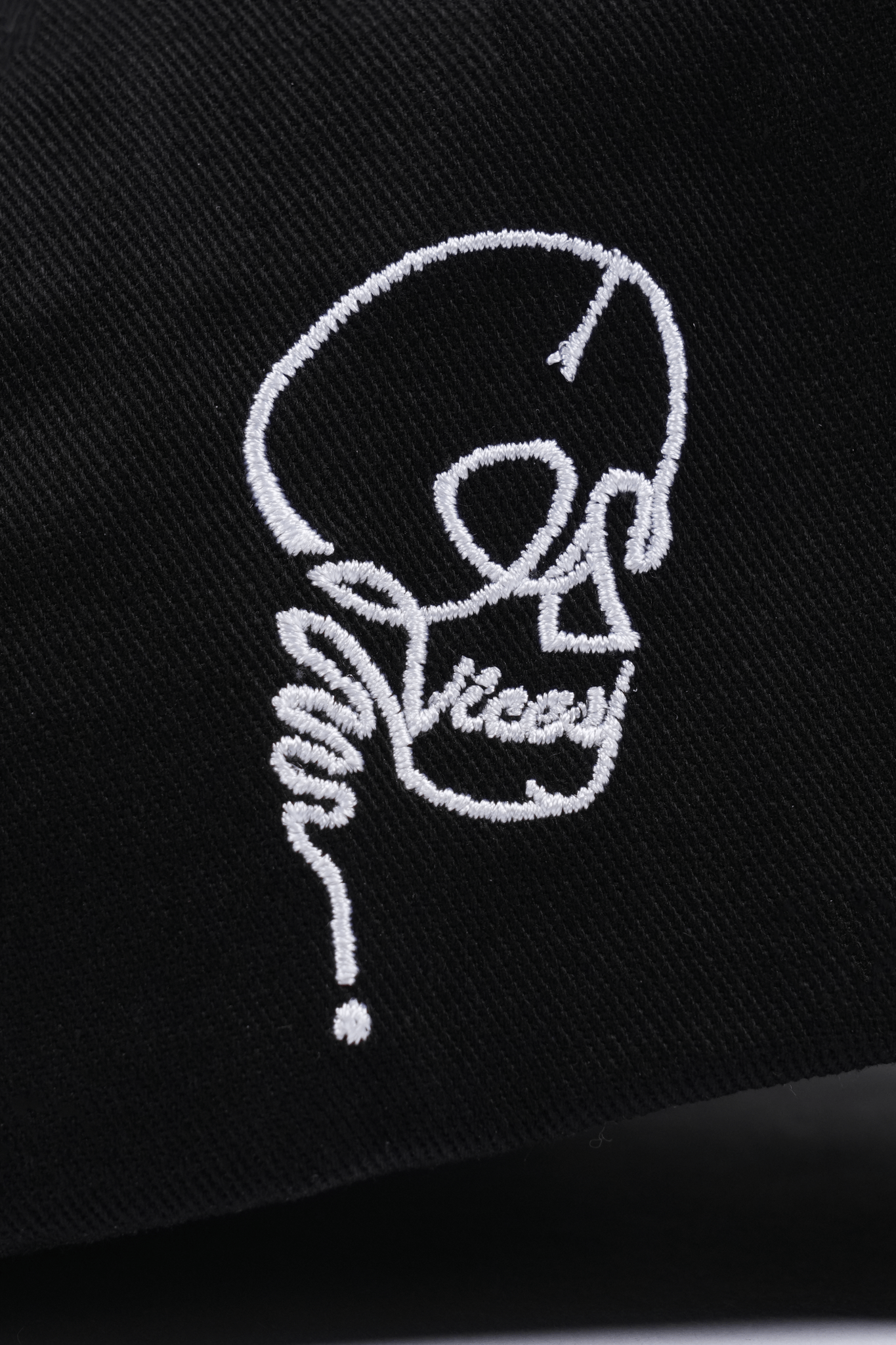 V Dot Snapback - Black - Vices&co.